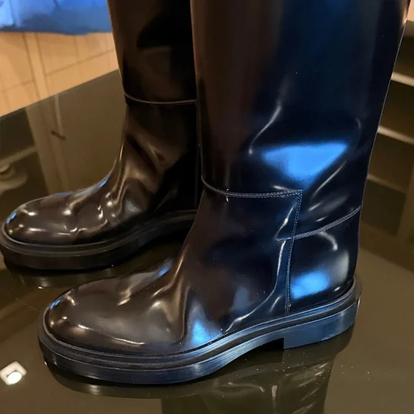 Jil Sander Glossy Black Heeled Boots - Picture 8 of 9